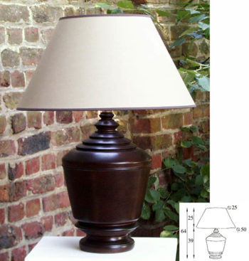 P644 Lampe de table Chedi.